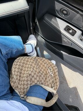 Gucci shoulder bag